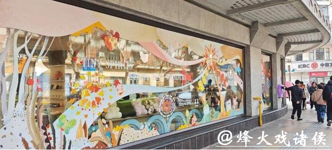 淮海路三骏齐奔腾，“时髦年轻力”点亮上海新春消费图景