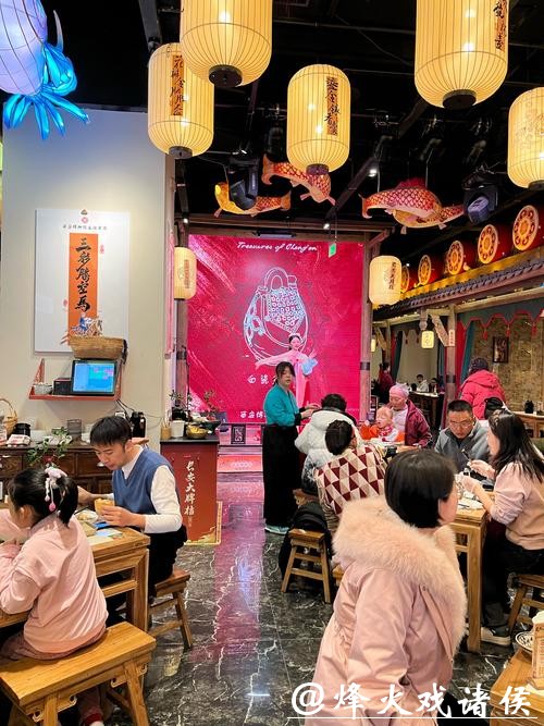 陕西汉滨：在家门口畅享文化盛宴